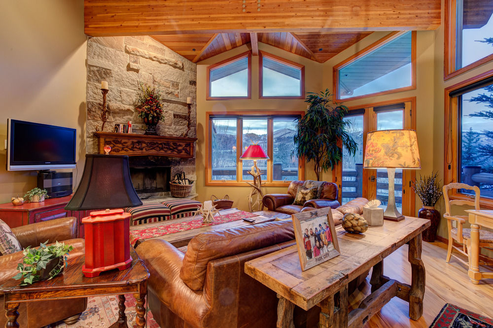 Twin Pines Condominium By Alpine Ski Properties 帕克城 外观 照片